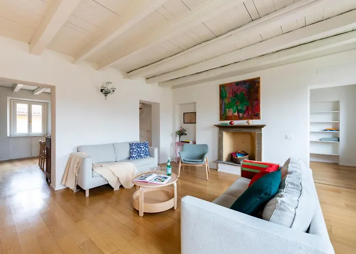 Large & Comfy - A Few Steps From The Duomo